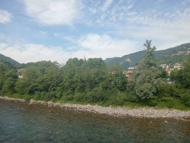 Appartamento in vendita a Comunità Montana della Valle Brembana, Zogno