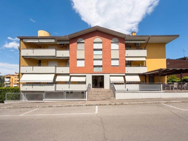 Appartamento in vendita a Unione dei comuni Valli del Reno, Lavino e Samoggia, Zola Predosa