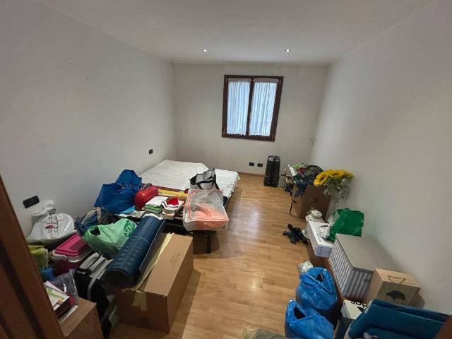 Appartamento in vendita a Zoppola, Friuli-Venezia Giulia