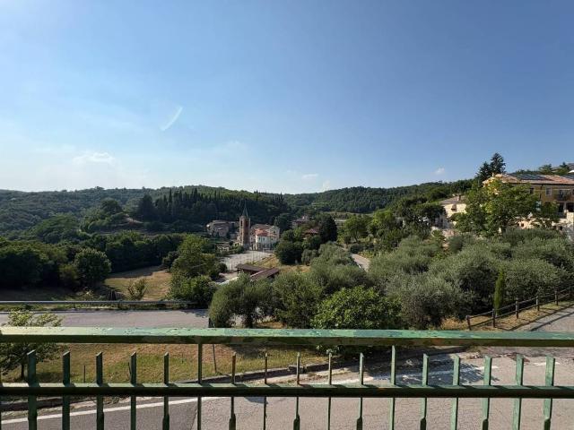 Appartamento in vendita a Zovencedo, Veneto