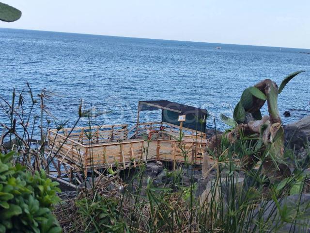 Appartamento in vendita a Barriera, Aci Castello