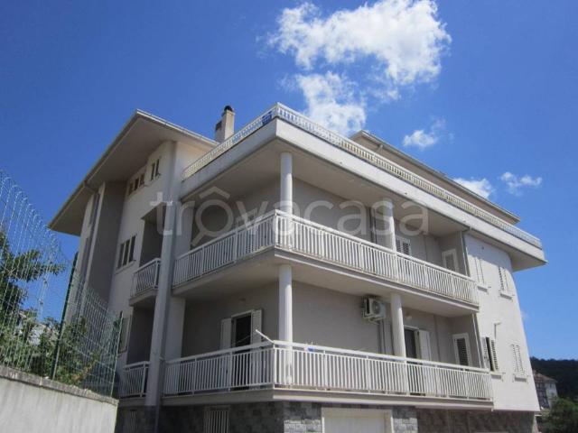 Appartamento in vendita a Agnone, Molise
