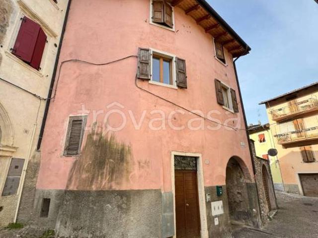 Appartamento in vendita a Comunità della Vallagarina, Ala