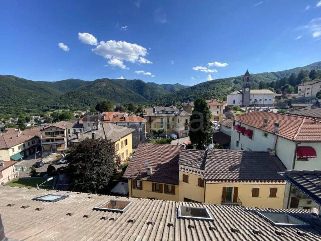 Appartamento in vendita a Alta Valle Intelvi, Lanzo D'intelvi