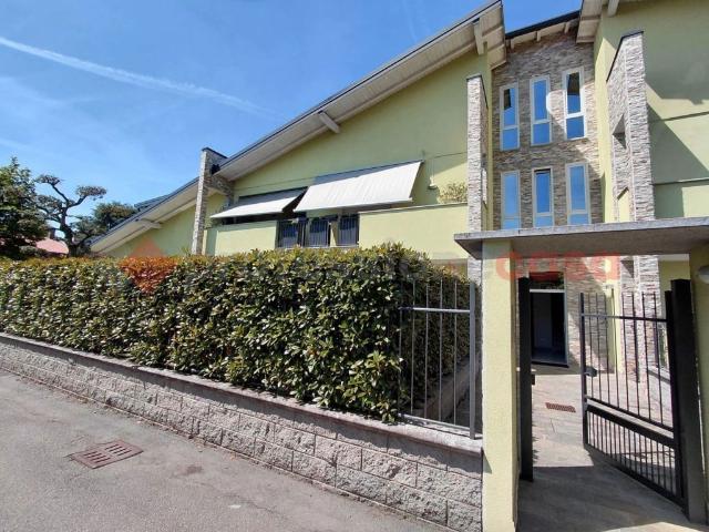 Casa in vendita a Arconate, Lombardia