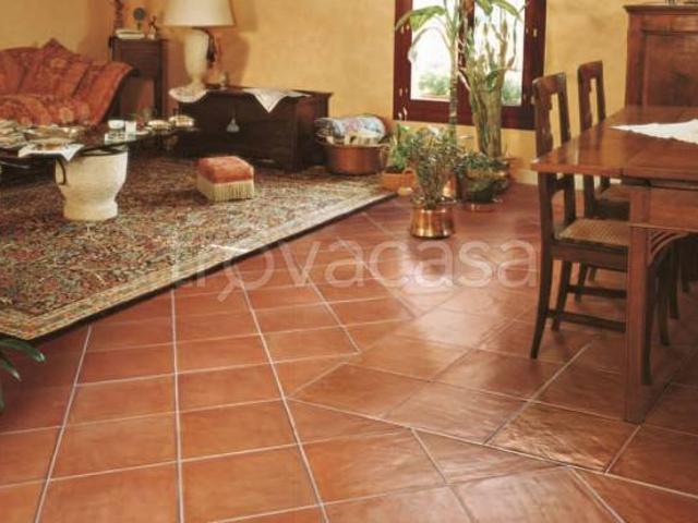 Appartamento in vendita a Colle di Santa Maria, Palazzo Del Pero