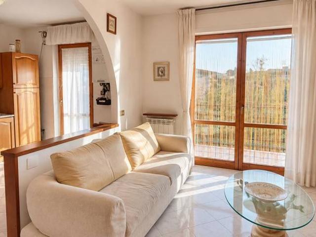 Appartamento in vendita a Asciano, Siena