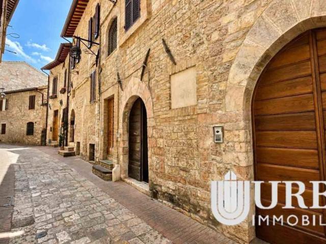 Appartamento in vendita a Assisi, Umbria