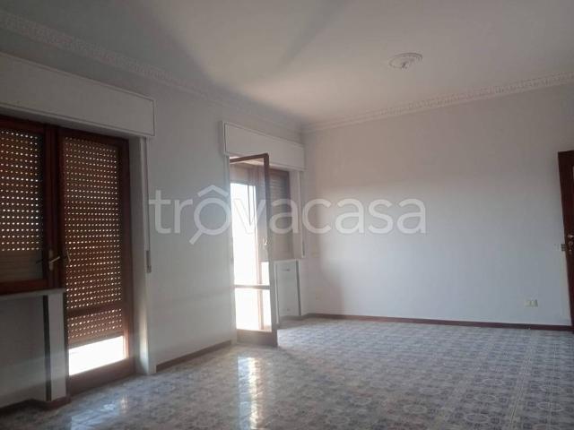 Appartamento in vendita a Aversa, Campania
