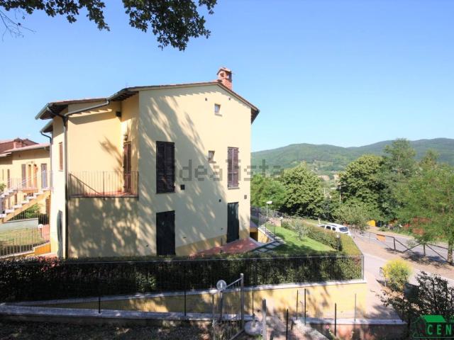 Appartamento in vendita a Radicondoli, Toscana