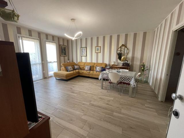 Appartamento in vendita a Suzzara, Lombardia