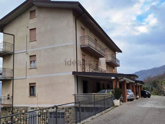 Appartamento in vendita a Coli, Reggio Emilia