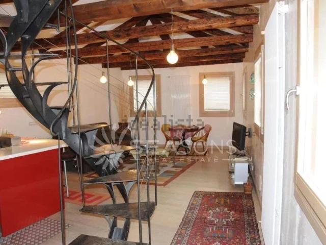 Appartamento in vendita a Venezia-Murano-Burano, Venezia