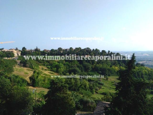 Appartamento in vendita a Castelnuovo, Marche