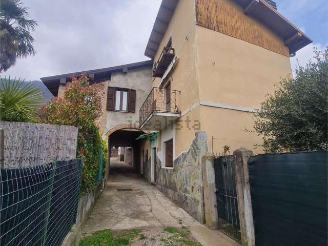 Appartamento in vendita a Ravasina, Bisuschio