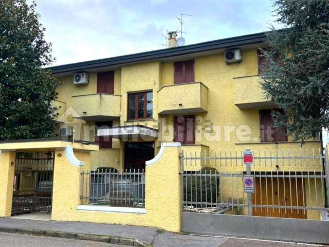 Appartamento in vendita a Pasturago, Vernate