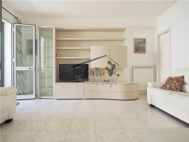 Appartamento in vendita a Cava D'aliga, Sicilia