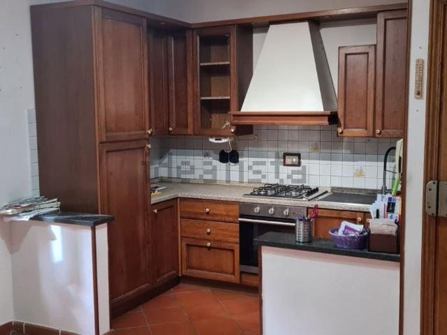 Appartamento in vendita a Ricciano, Uzzano E Castello