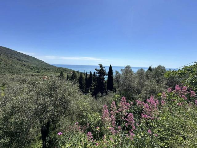 Attico in vendita a Bagnola, Lerici