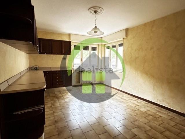 Appartamento in vendita a Vertova, Lombardia