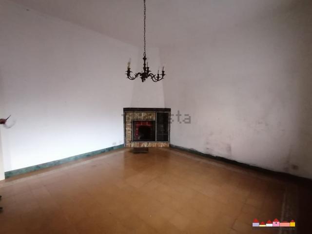 Appartamento in vendita a Sorgnano, Carrara