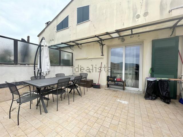 Appartamento in vendita a Sarzana, Liguria