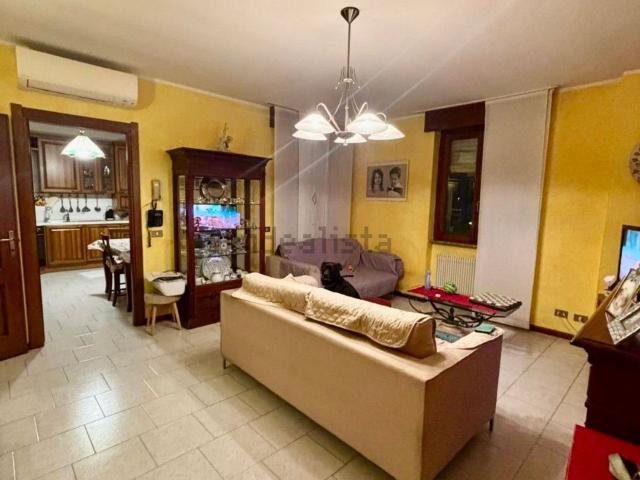 Appartamento in vendita a Rivergaro, Reggio Emilia