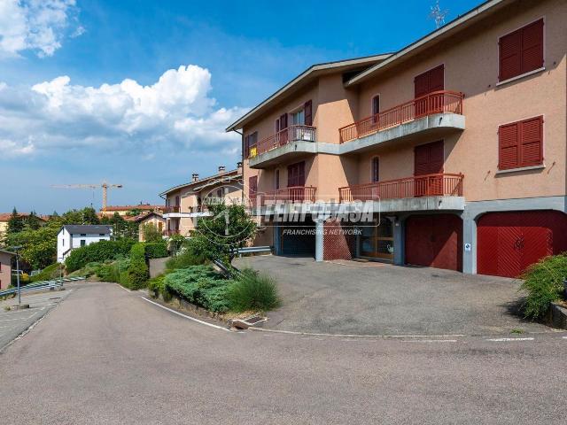 Appartamento in vendita a Albiaccio, Castelnovo ne' Monti