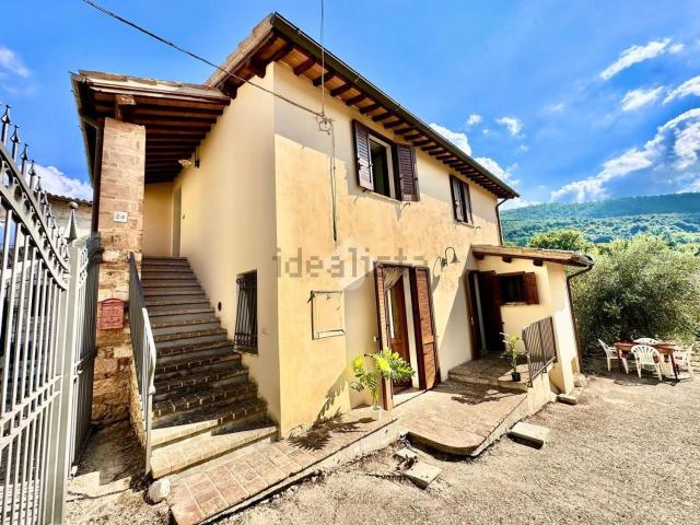 Appartamento in vendita a Spoleto, Umbria