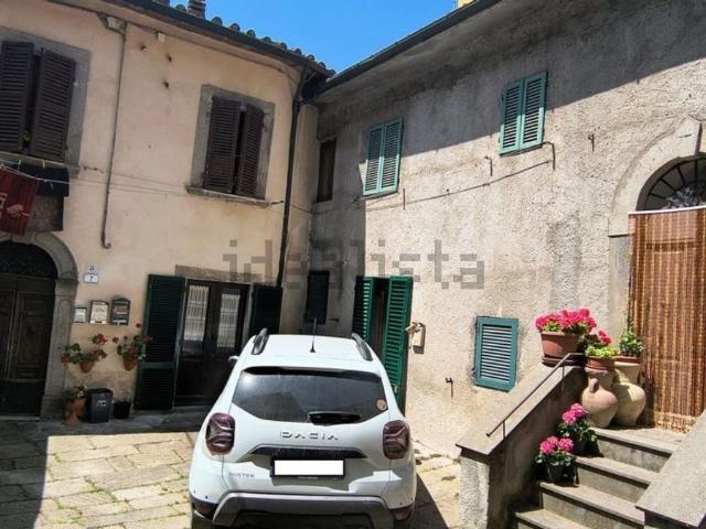 Appartamento in vendita a Piancastagnaio, Toscana
