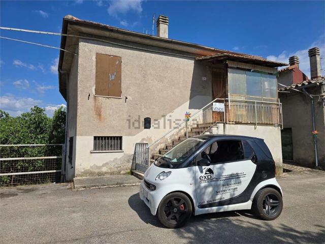 Appartamento in vendita a Terni, Umbria