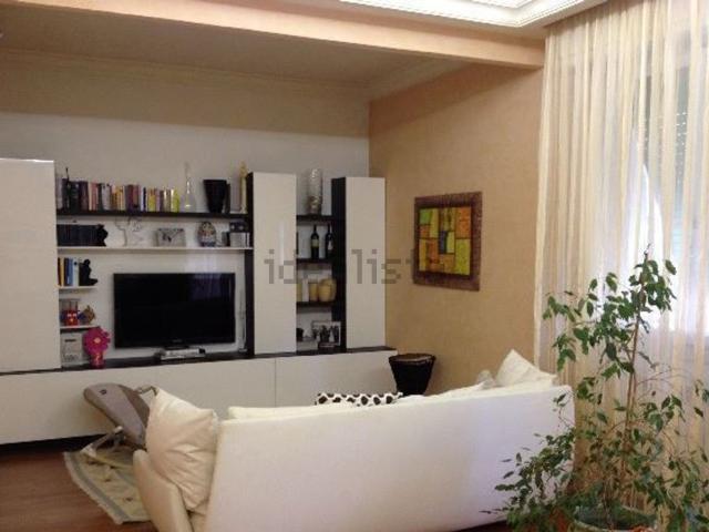 Appartamento in vendita a Pontecimato, Carrara
