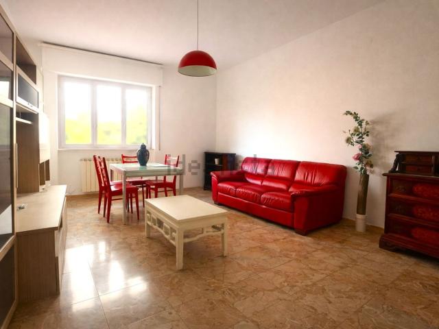 Appartamento in vendita a Borgo del Ponte, Massa
