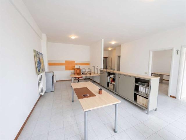 Appartamento in vendita a Faleriense, Marche
