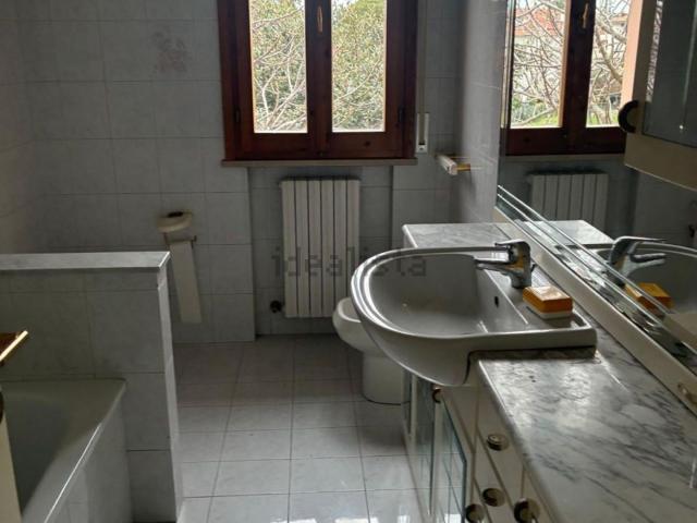 Appartamento in vendita a Vallefoglia, Marche