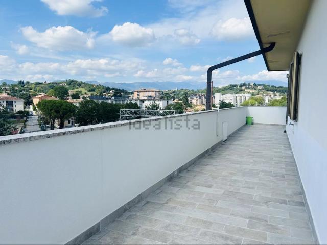 Appartamento in vendita a Conegliano, Veneto