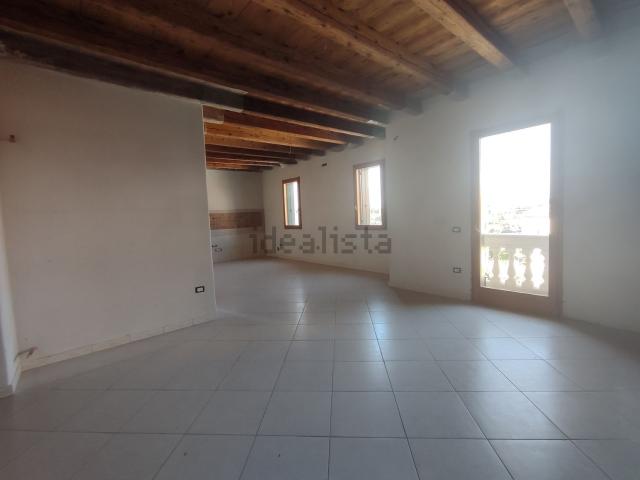 Appartamento in vendita a Caltrano, Veneto