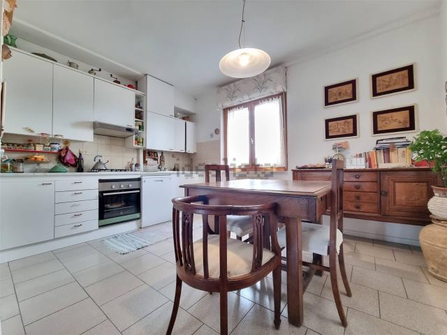 Appartamento in vendita a Seravezza, Toscana