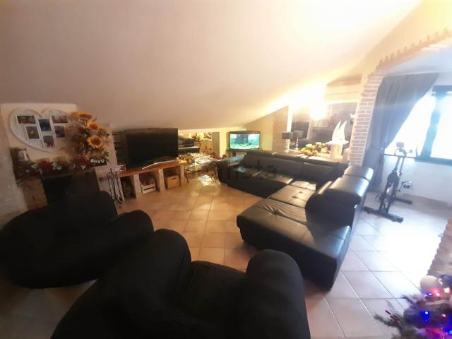 Appartamento in vendita a Luni, Liguria