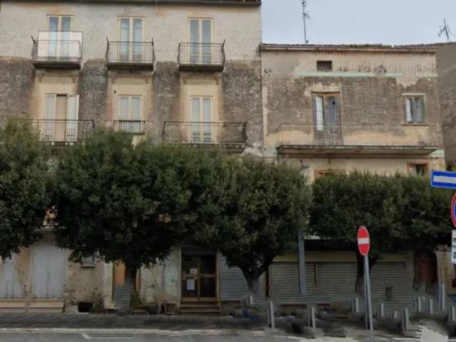 Appartamento in vendita a Caggiano, Campania