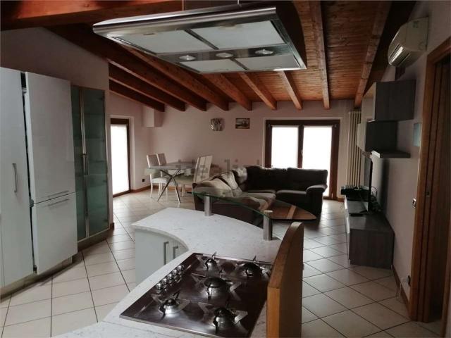 Appartamento in vendita a Cividate Al Piano, Lombardia