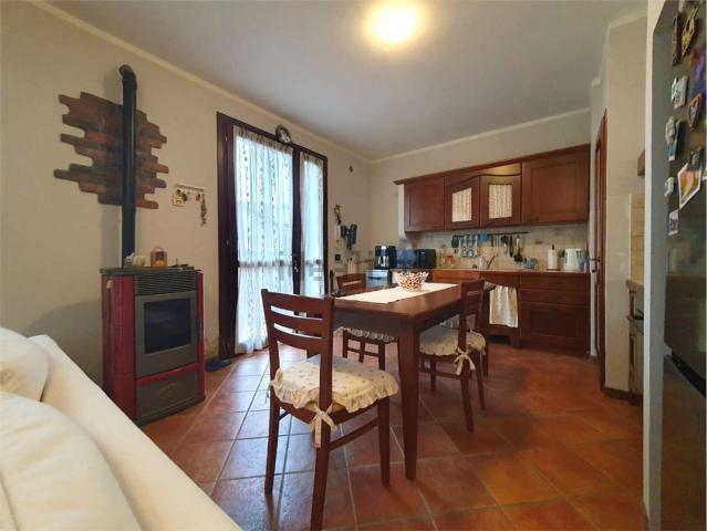 Appartamento in vendita a Carrara San Giorgio, Veneto