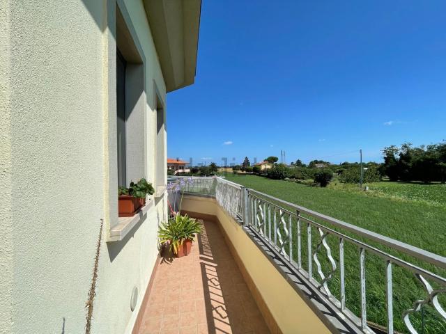 Appartamento in vendita a Unione di comuni Valmarecchia, Santarcangelo Di