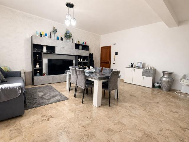 Appartamento in vendita a Partinico, Sicilia