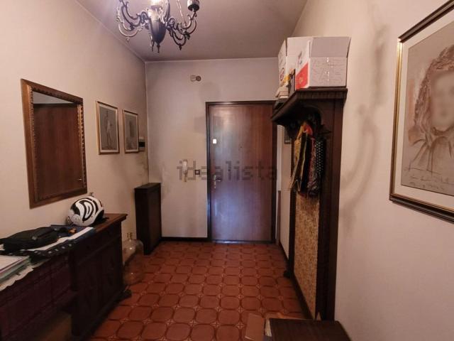 Appartamento in vendita a Sud-Est, Brenzone
