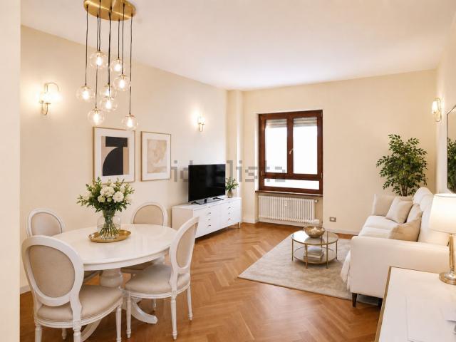 Appartamento in vendita a Municipio 1, Milano
