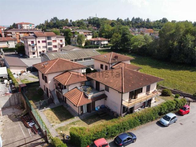 Appartamento in vendita a Fignano, Gavirate