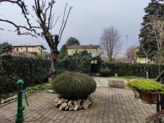 Appartamento in vendita a Re, Reggio Emilia