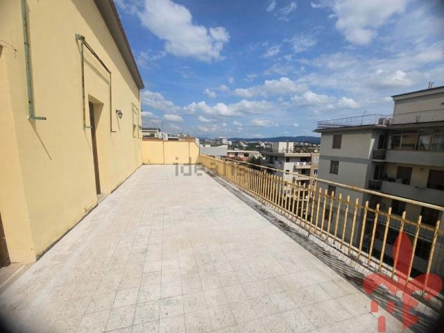 Appartamento in vendita a Varlungo, Firenze