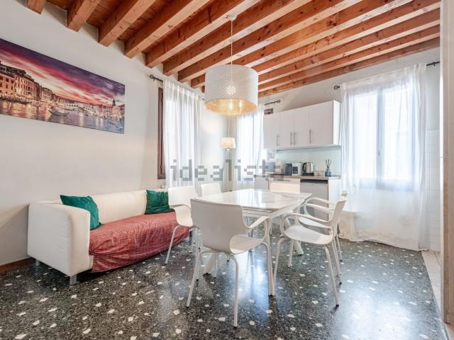 Appartamento in vendita a Venezia-Murano-Burano, Venezia